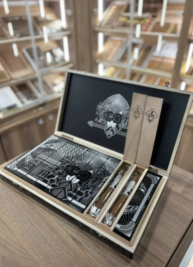 cigare-et-compagnie-video-cigare-organisation-soiree-cigare-debutant-aficionado-initiation-signature-flor-de-selva-30-anos-2
